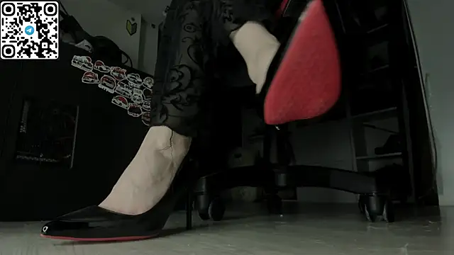 Holy Mistress S online show from May 2026 11:16:01 AM