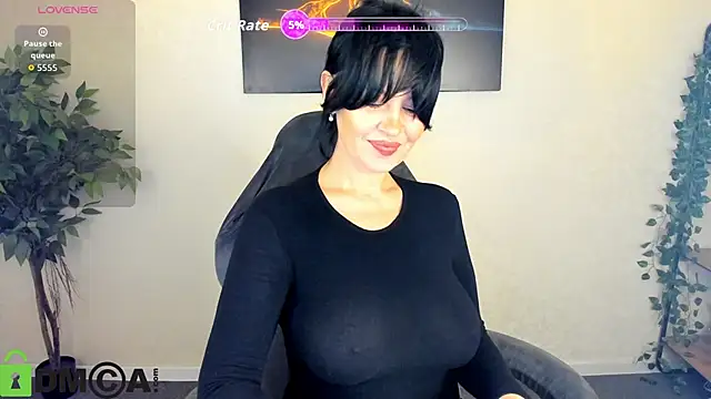 Sara Devills online show from May 2026 12:43:02 AM