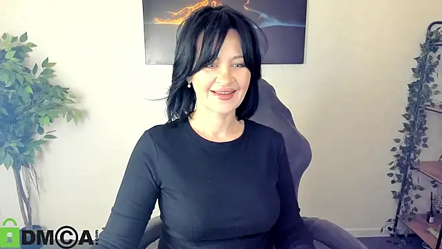 Sara Devills online show from May 2026 08:31:01 AM
