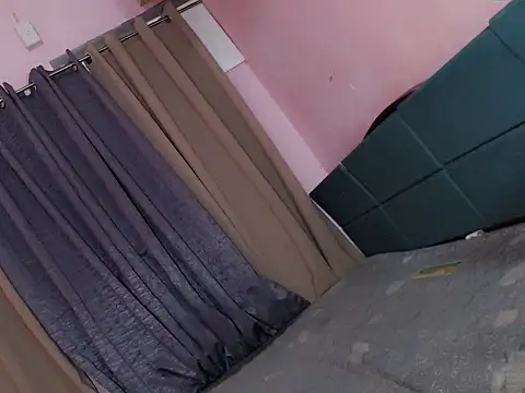 Felicity lux online show from November 2025 08:23:01 PM