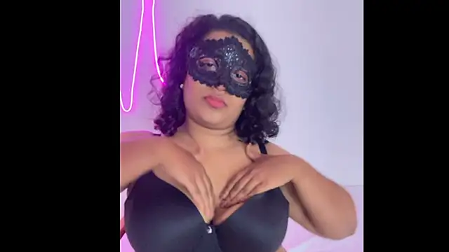 Snapshot of Onekis_Randy chatting on November 2025 07:08:02 PM Onekis Randy online show from November 2025 07:08:02 PM