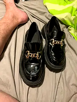 fortheloveofheels74 online show from November 2025 12:26:02 AM