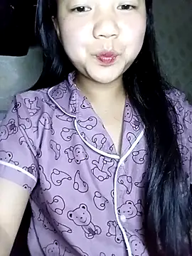 Snapshot of Quynhsumon chatting on February 2026 03:36:01 PM Quynhsumon online show from February 2026 03:36:01 PM