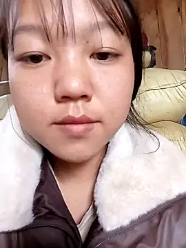 Snapshot of Quynhsumon chatting on March 2026 03:45:01 AM Quynhsumon online show from March 2026 03:45:01 AM