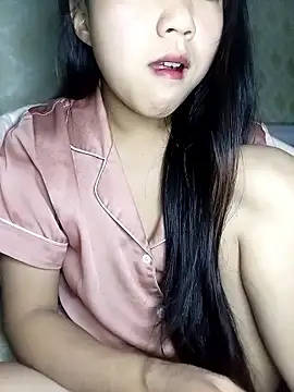 Quynhsumon online show from January 2026 03:15:02 PM