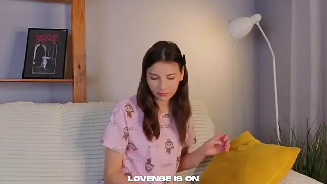 KateCahee online show from December 2025 01:27:01 AM