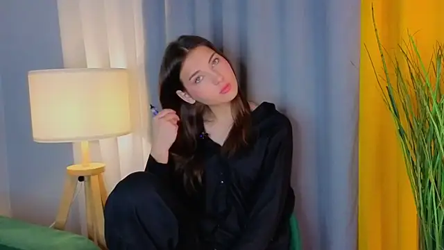 KateCahee online show from November 2025 12:58:02 AM