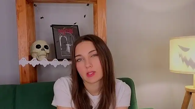 KateCahee online show from October 2025 12:40:02 AM