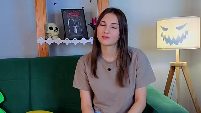 KateCahee online show from October 2025 01:37:02 AM