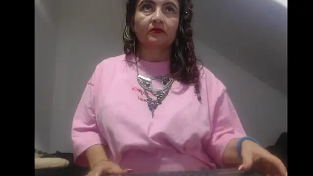 Debora Cienfuegos25 online show from January 2026 08:02:01 PM