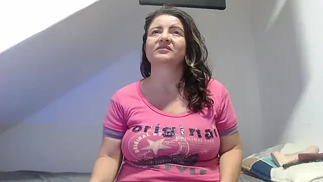 Debora Cienfuegos25 online show from February 2026 01:29:01 AM