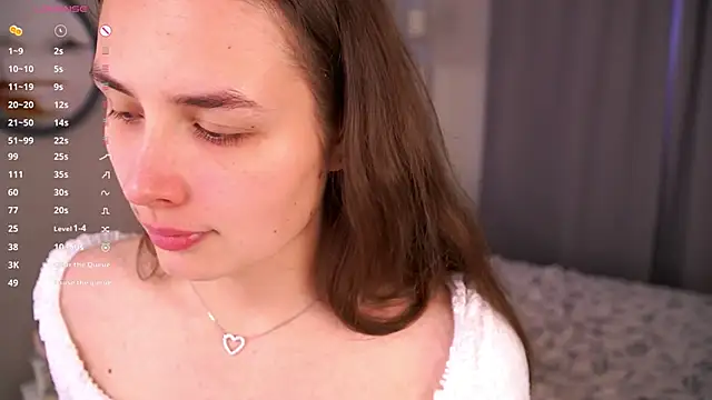 Snapshot of LeonoraWoods chatting on November 2025 06:06:02 AM LeonoraWoods online show from November 2025 06:06:02 AM