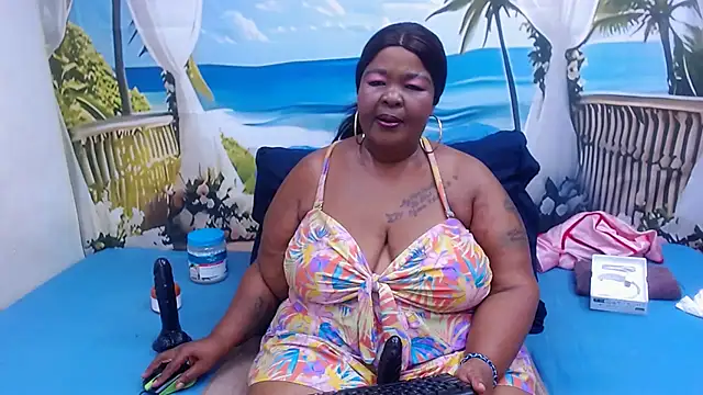 MatureMilfxxx online show from April 2026 05:47:02 PM
