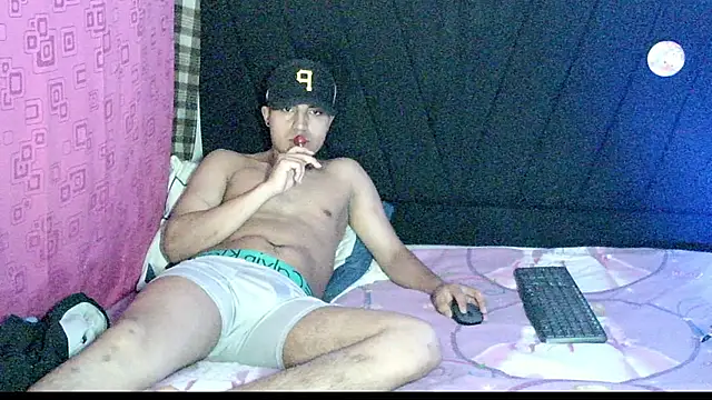 ReferredArtwork online show from November 2025 07:58:01 PM