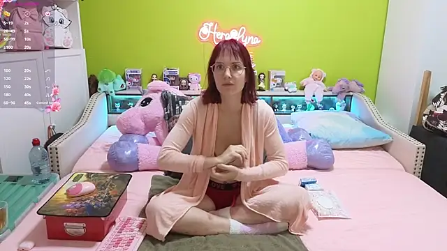  HeraLuna  online show from January 2026 09:33:02 PM