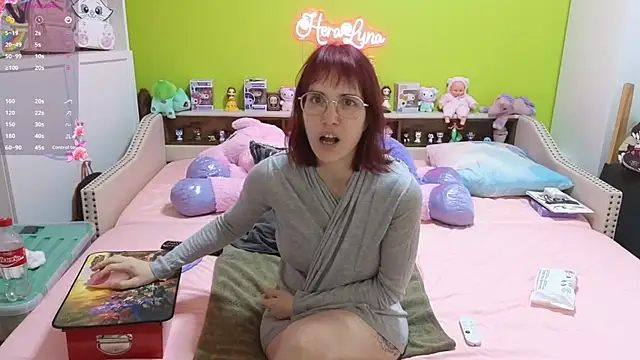  HeraLuna  online show from January 2026 10:13:01 PM