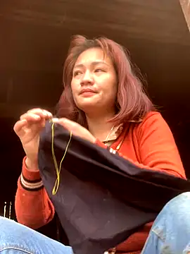 Lara-11 online show from November 2025 03:38:01 AM