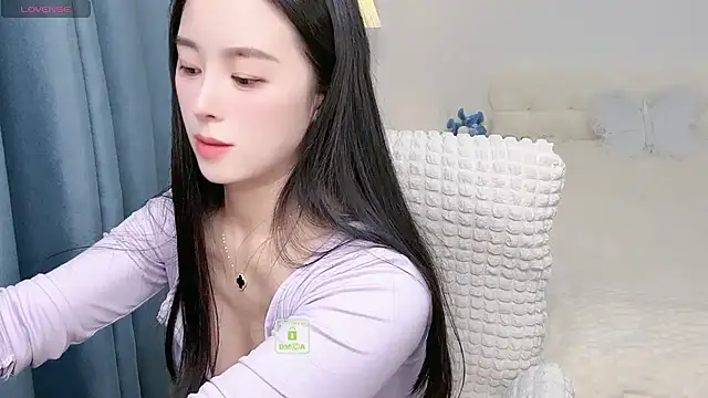 Xiaotaimei 666 online show from October 2025 06:01:02 AM