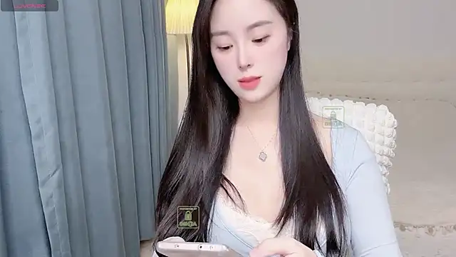 Xiaotaimei 666 online show from October 2025 02:00:01 AM
