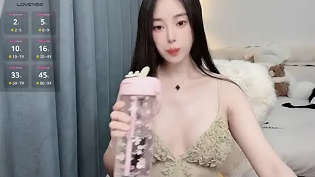 Xiaotaimei 666 online show from March 2026 03:34:01 PM