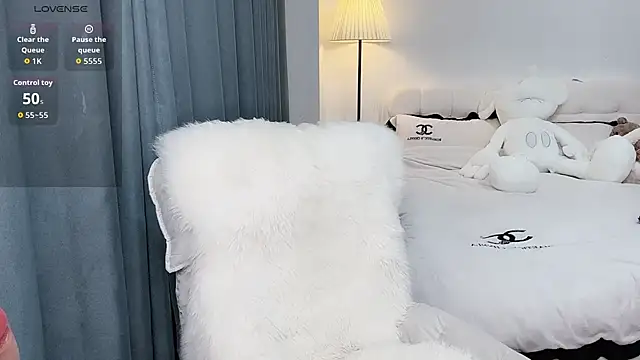 Xiaotaimei 666 online show from February 2026 03:34:01 PM