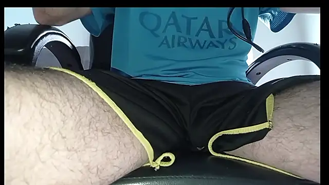 zomboy9800 online show from December 2025 06:07:01 PM