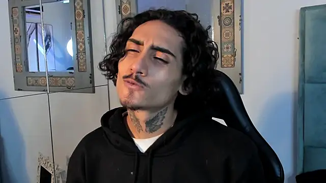 Mr Strike online show from November 2025 02:50:03 AM