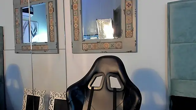 Mr Strike online show from November 2025 03:21:02 AM