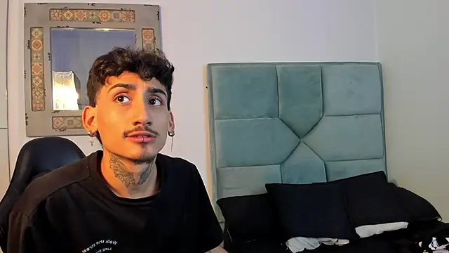 Mr Strike online show from November 2025 02:49:02 AM