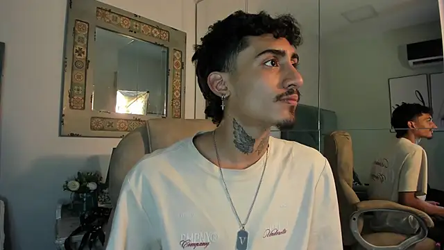 Mr Strike online show from December 2025 03:19:02 AM