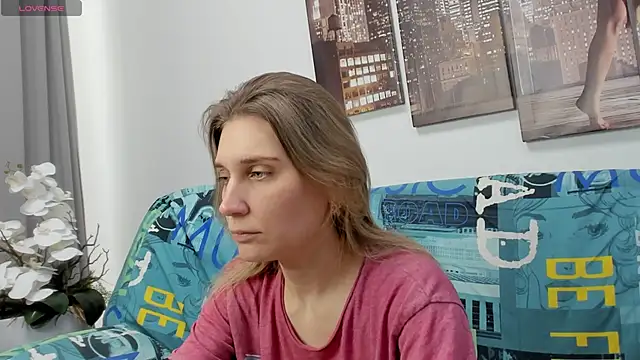 Tenderly Sophie online show from January 2026 01:31:02 AM