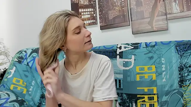 Tenderly Sophie online show from February 2026 01:29:01 AM