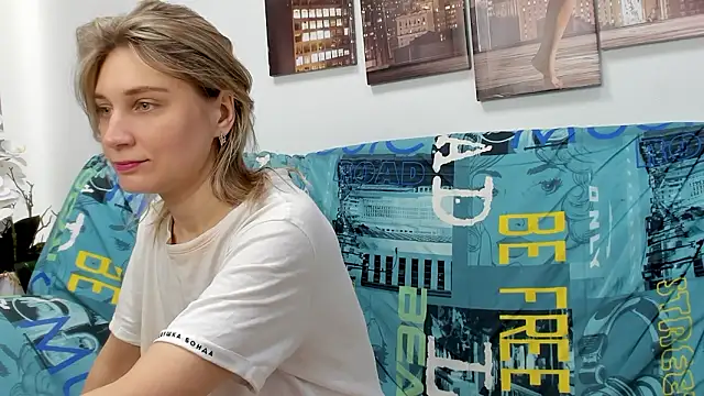 Tenderly Sophie online show from February 2026 01:16:01 AM