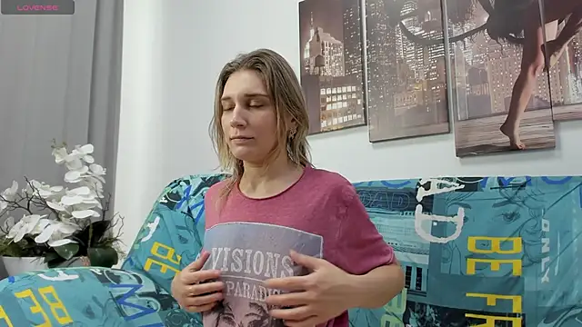 Tenderly Sophie online show from January 2026 01:23:02 AM