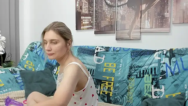 Tenderly Sophie online show from December 2025 01:15:02 AM