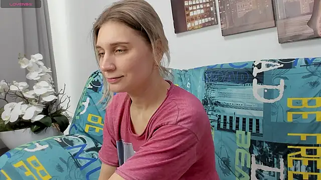 Tenderly Sophie online show from January 2026 01:20:01 AM