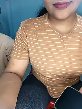 CoupleShow 432 online show from November 2025 01:43:02 PM