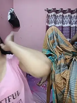 CoupleShow 432 online show from May 2026 11:13:01 PM