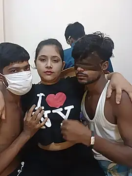 Snapshot of CoupleShow_432 chatting on July 2026 02:13:01 PM CoupleShow 432 online show from July 2026 02:13:01 PM