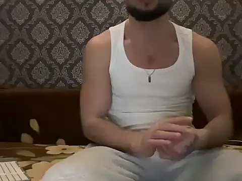 GitanoBoy online show from November 2025 04:40:01 PM