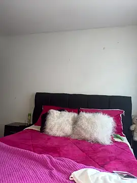 viki 11 online show from October 2025 12:28:01 PM