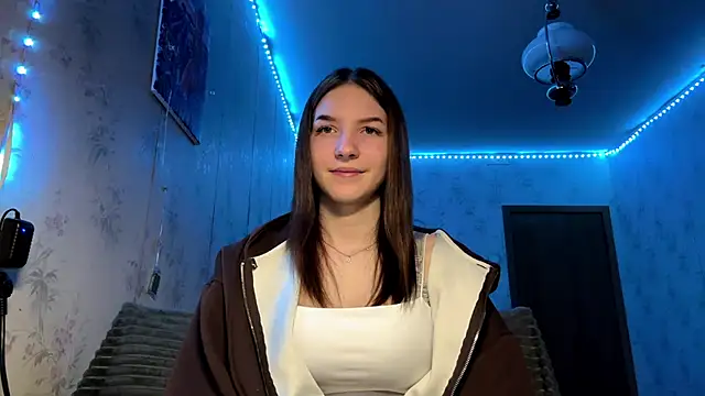 Beauty miIa online show from November 2025 05:16:02 PM