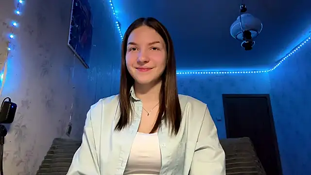 Beauty miIa online show from November 2025 05:50:01 PM