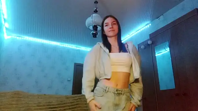 Beauty miIa online show from October 2025 06:08:01 PM