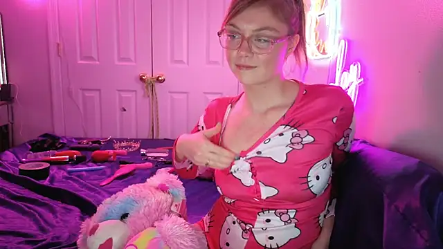 daddysprincess731 online show from April 2026 01:08:02 AM