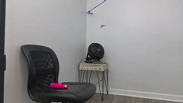 daddysprincess731 online show from February 2026 03:38:02 AM