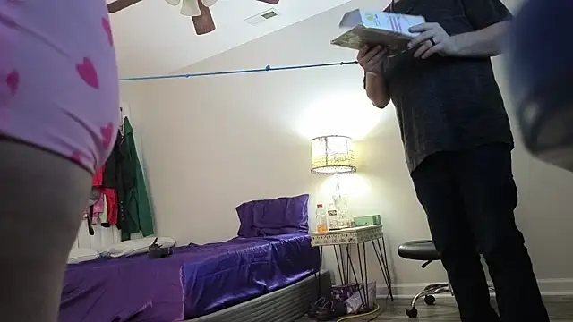 daddysprincess731 online show from February 2026 03:51:01 AM