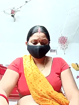 QRESABABY online show from November 2025 11:53:01 AM