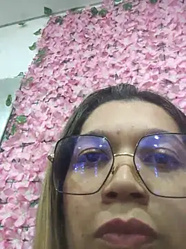 Tigrilla6969 online show from February 2026 10:53:01 PM