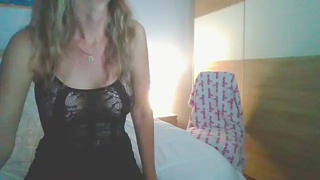 SamanthaNorth online show from May 2026 10:11:02 AM